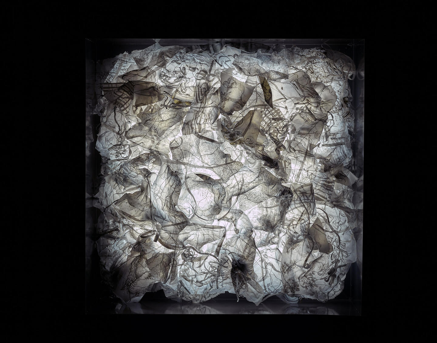 Juin Shieh, Crumpled Memory III, 2019. LED, Paper, Epoxy, and Iron, 80 x 80 x 30 cm. Courtesy: the artist and Mind Set Art Center 