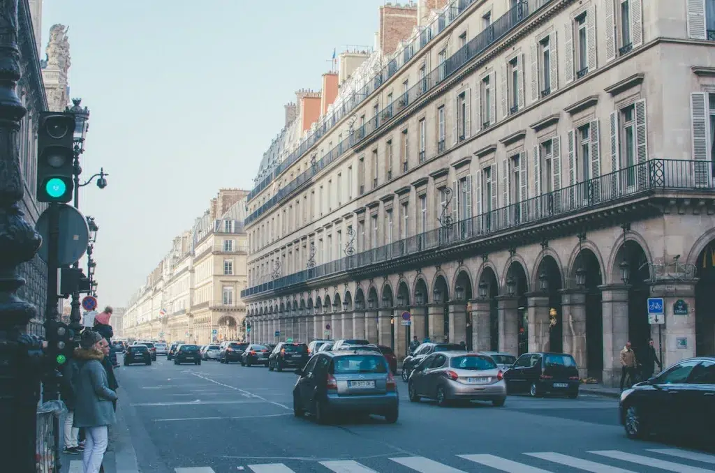 pexels huy phan 1397518 1024x678 - Travelling to Paris: architecture and feng shui